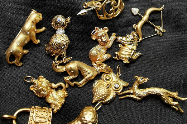 超聲波清洗機(jī)洗黃金首飾