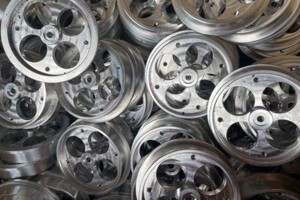 五金零部件、機(jī)械設(shè)備的除油除銹等清洗工作使用哪種設(shè)備較好？