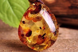 琥珀蜜蠟?zāi)苡贸暡ㄇ逑礄C進行清洗嗎?