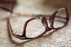 超聲波清洗機(jī)對(duì)玳瑁眼鏡適用嗎?