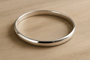 銀器能用超聲波清洗嗎？選對方法，潔凈如新不傷器